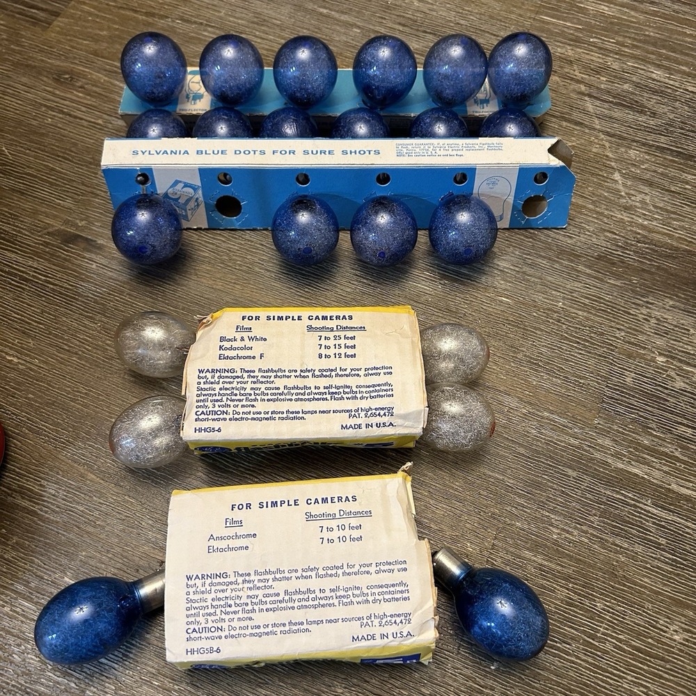 Vintage Sylvania Blue Dot & GE Camera Flashbulbs Lot Original Boxes Photography